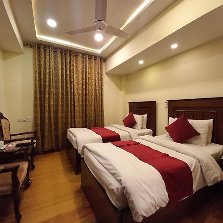 Diplomat Hotel Islamabad Esterno foto