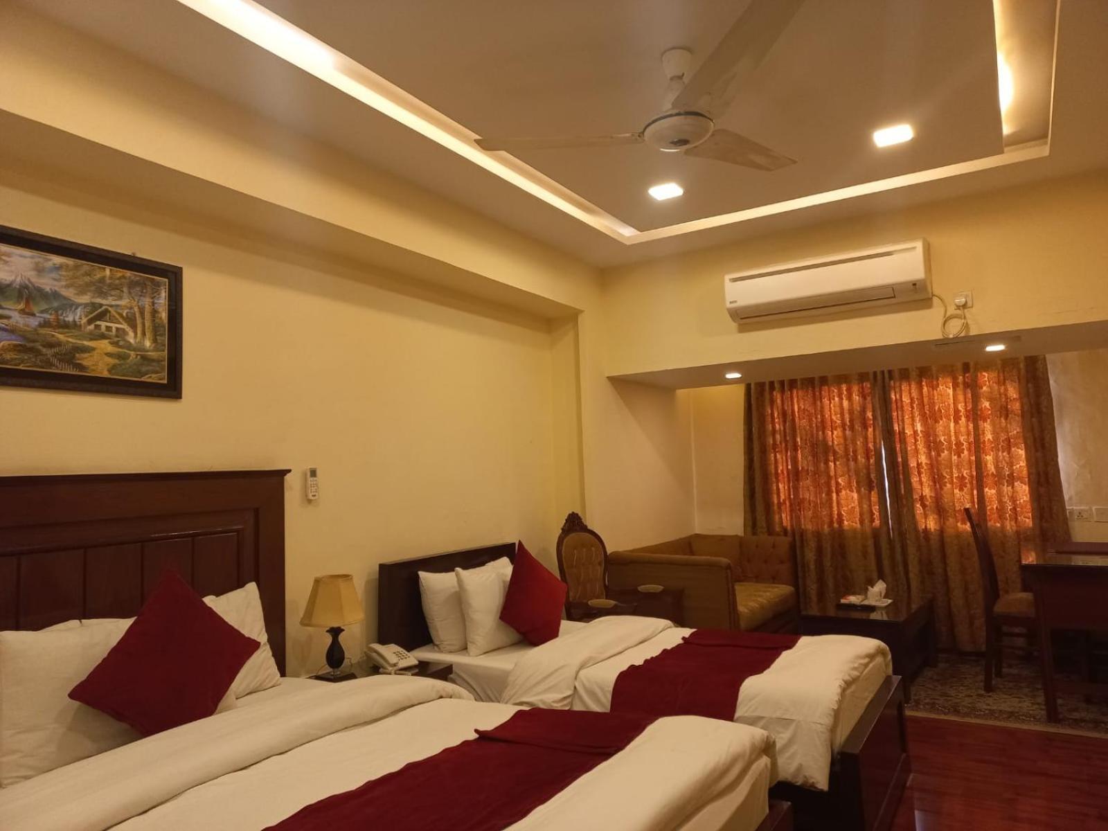 Diplomat Hotel Islamabad Esterno foto