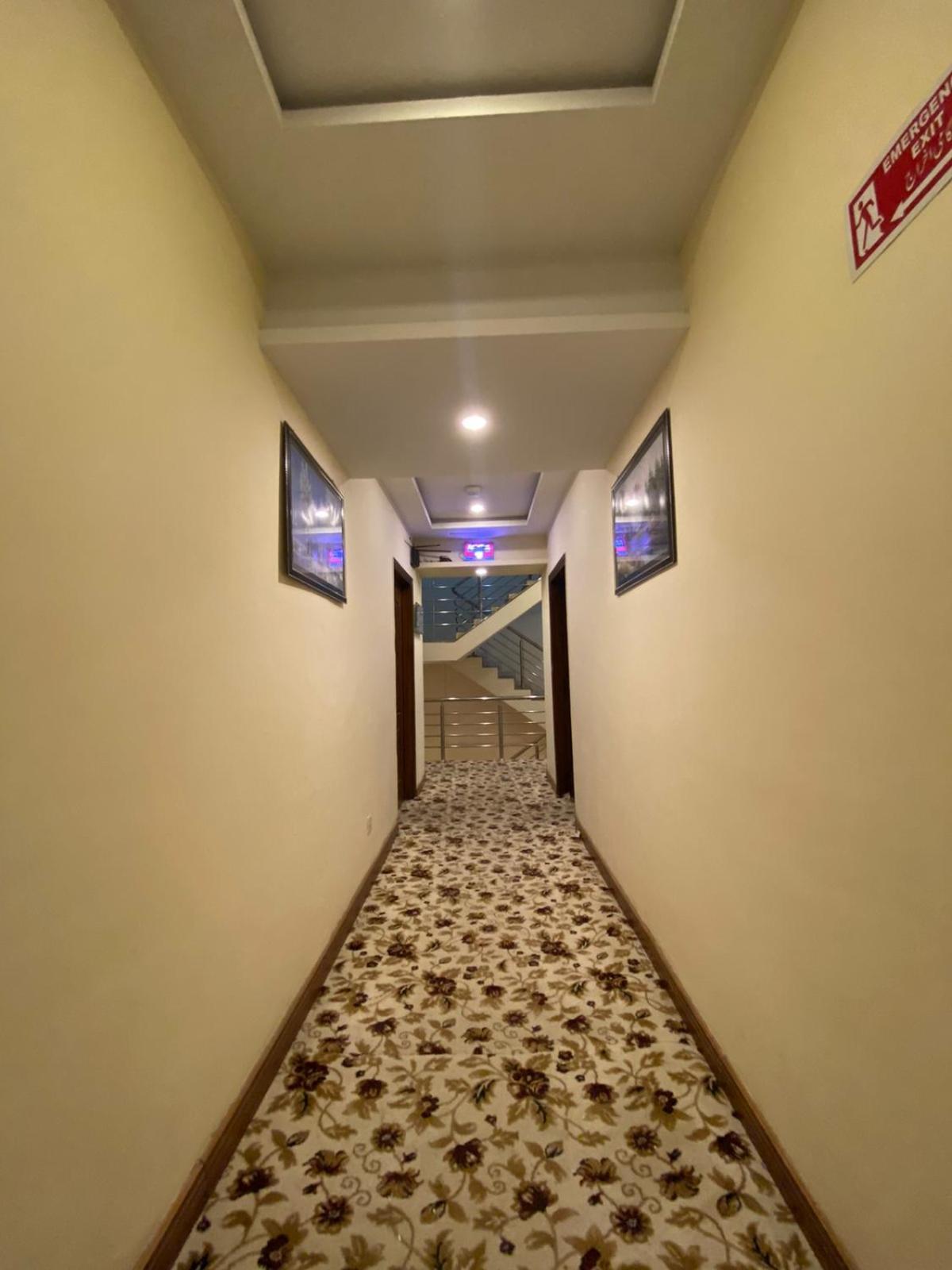 Diplomat Hotel Islamabad Esterno foto